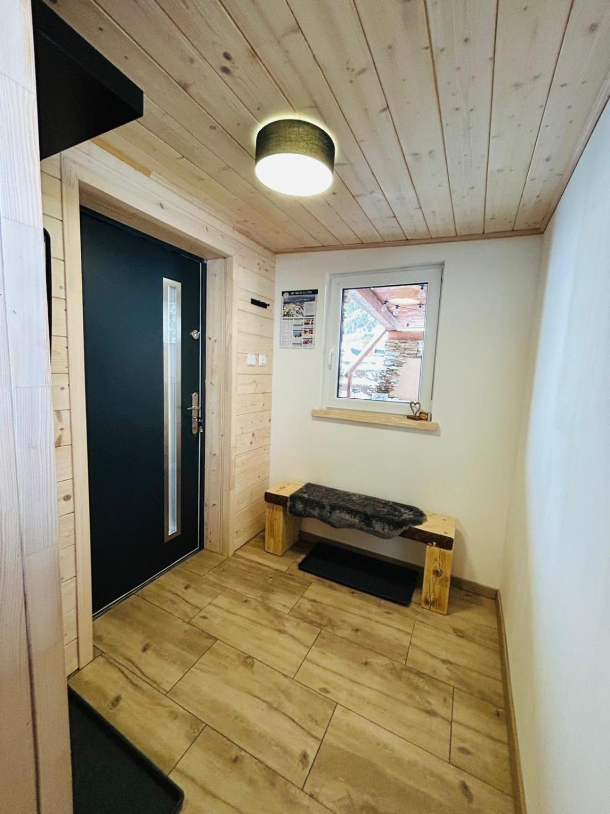 Apartman Kunst โกเชนอฟ ภายนอก รูปภาพ