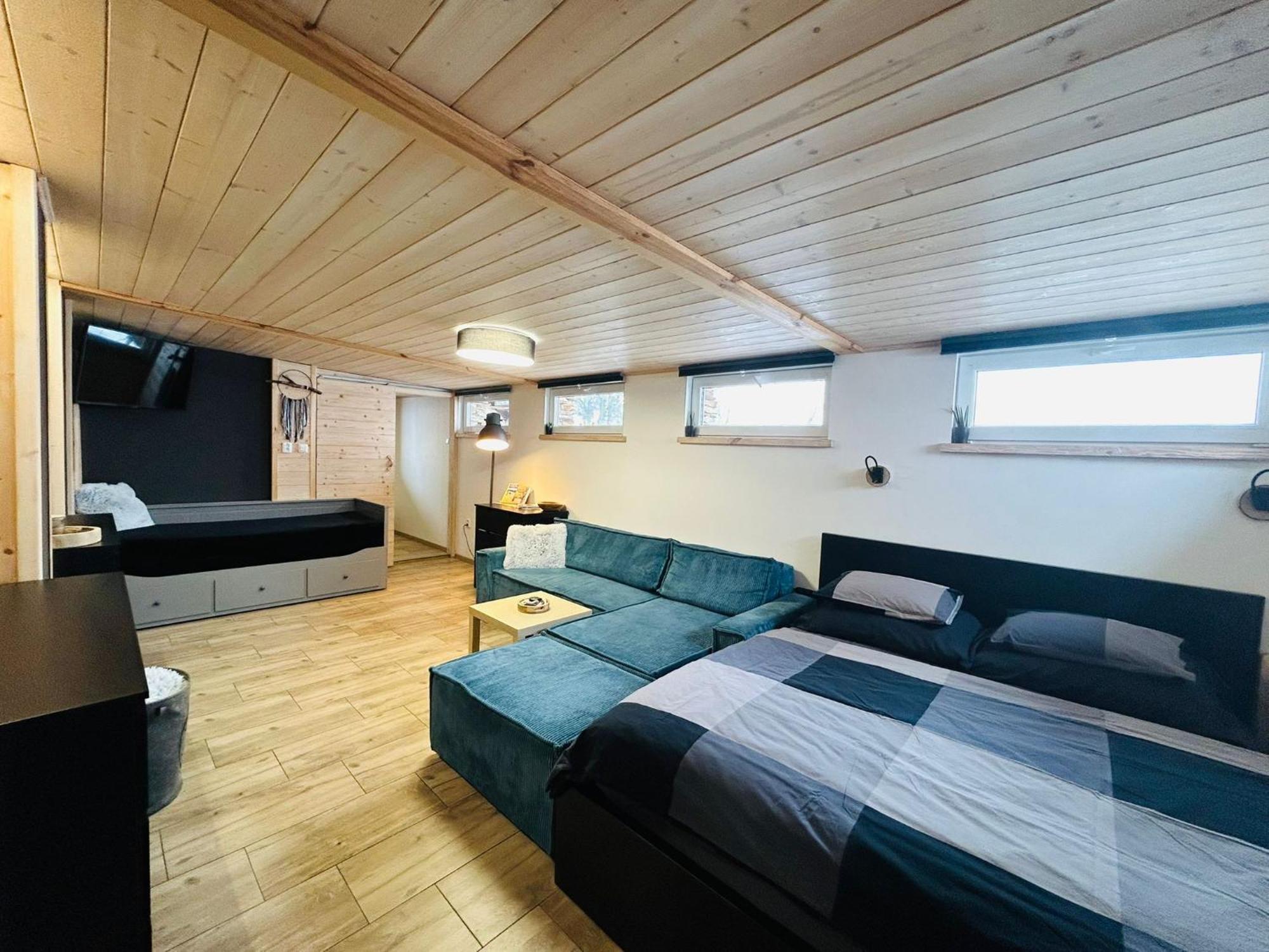 Apartman Kunst โกเชนอฟ ภายนอก รูปภาพ